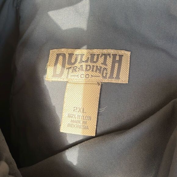 Duluth Trading Co. Belted Nylon Cargo Shorts size 2XL - Picture 3 of 4